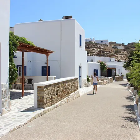 Skala Sunset And イオス島 チョーラ