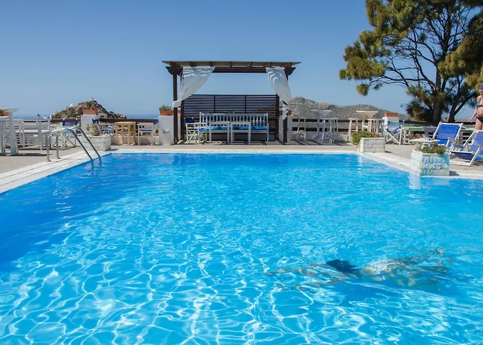 Skala Sunset And ホテル 2*