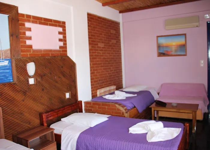 Skala Sunset And ホテル 2*