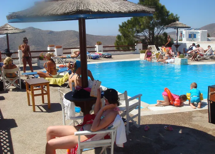 Skala Sunset And ホテル イオス島 チョーラ