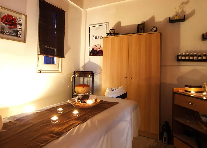 Skala Sunset And ホテル