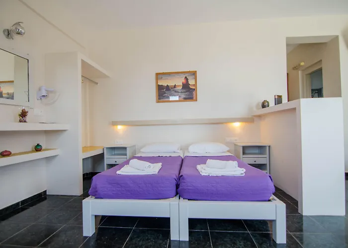 Skala Sunset And イオス島 チョーラ